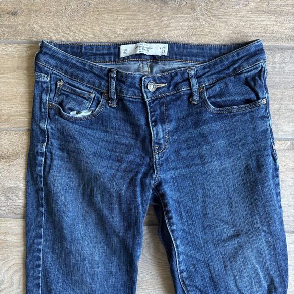 Abercrombie and Fitch Women's Size 6 / 28 Jeans A&F Skinny Raw Edge Capri Crop - Picture 2 of 14